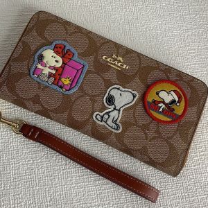 Coach Long Zip Around Wallet in Signature Canvas with Peanuts Patches Coffee